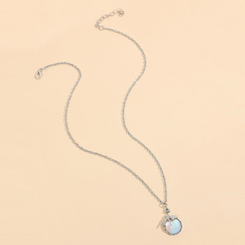 Creative Retro Dragonfly Green Crystal Ladies' Pendant Necklace