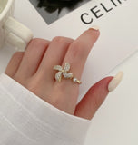 Index Finger Lady Ring