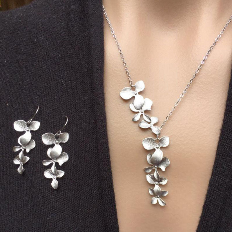 Silver Petals Necklace And Earrings