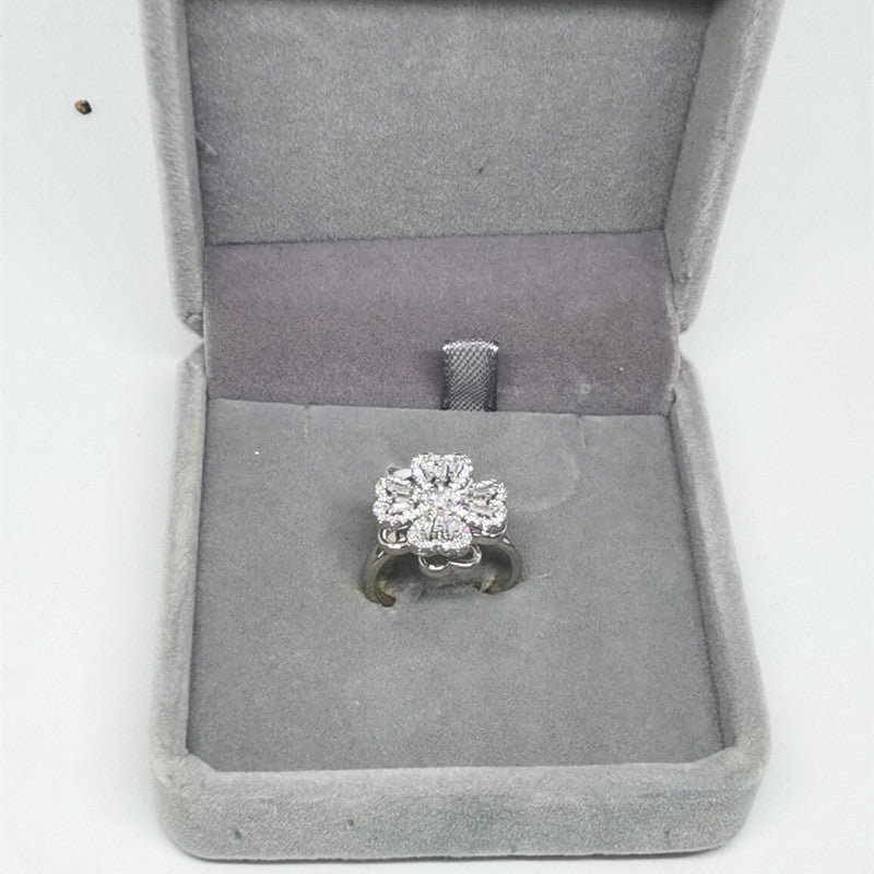 Index Finger Lady Ring